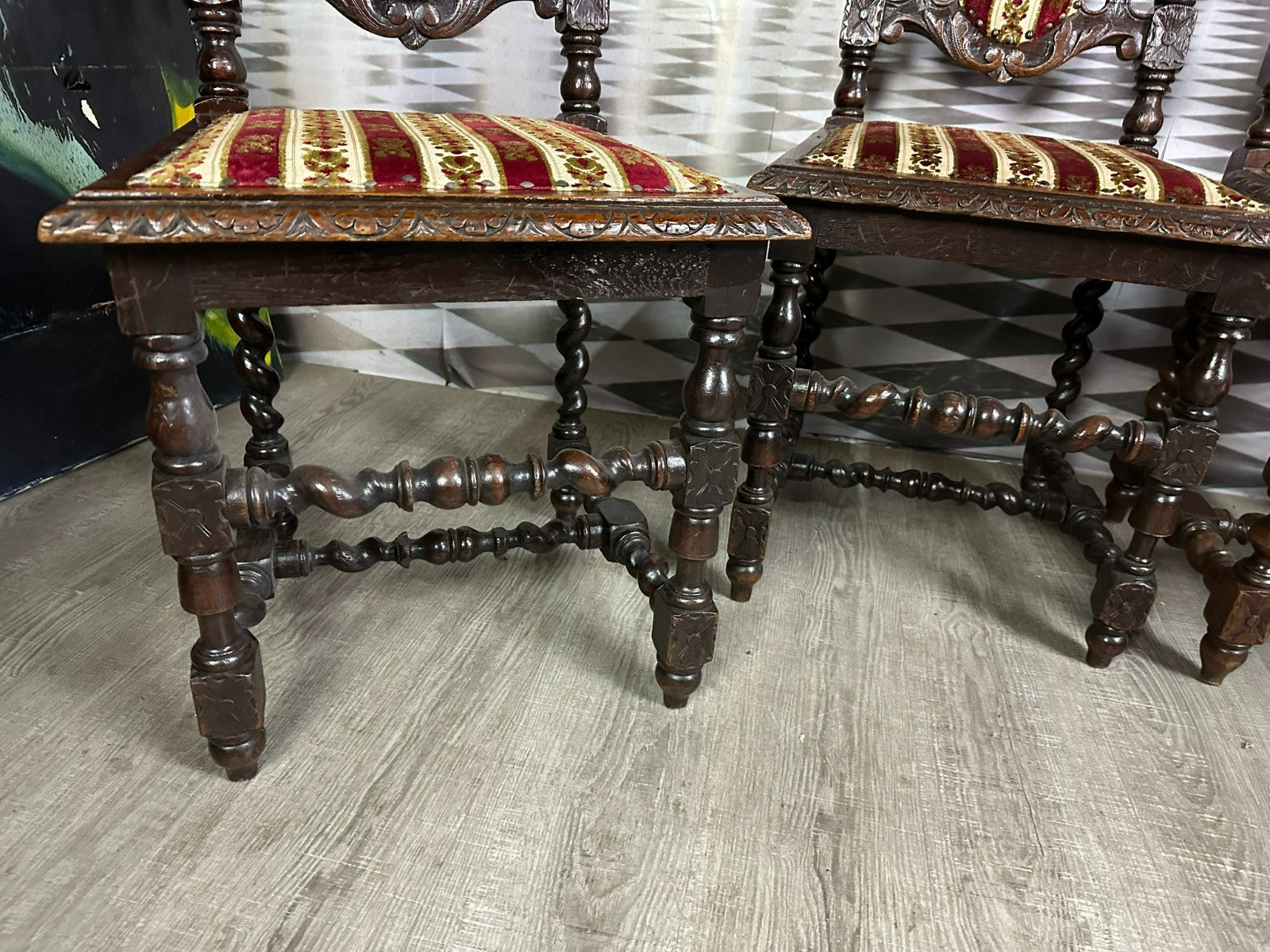 Satz antike Neo Renaissance Stühle Frankreich um 1870 handgeschnitzt 4x Stuhl
