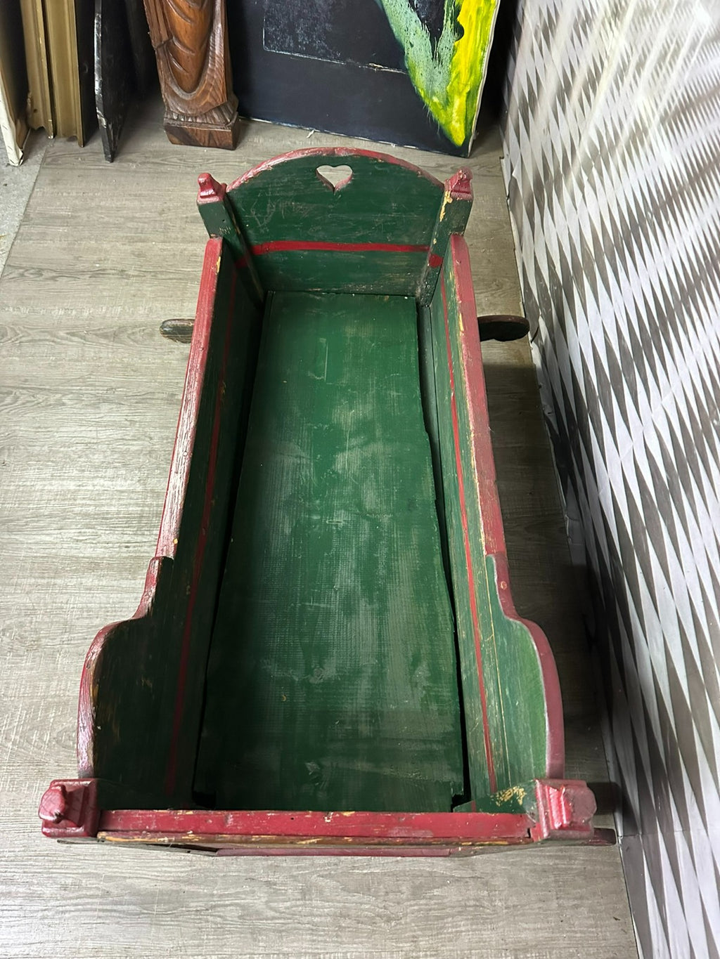 Antike Babywippe 19 tes Jhdt Holz handbemalt datiert 1836 Kinderbett