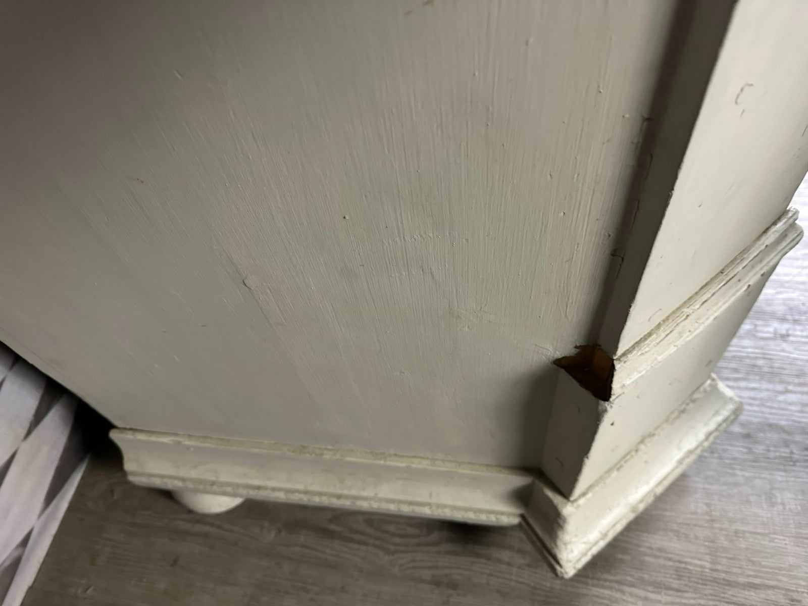 Antiker Barockschrank 1760 Hallenschrank Weichholz neue Fassung Barock Schrank