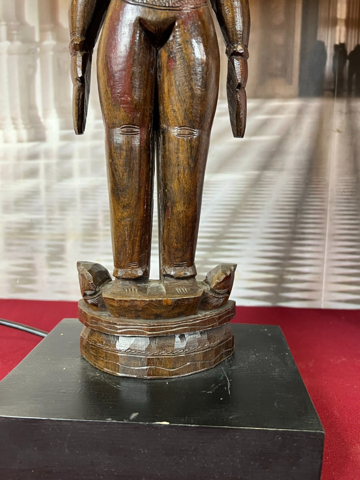 Paar Tischlampen Asia Figuren Skulpturen Holz handgeschnitzt