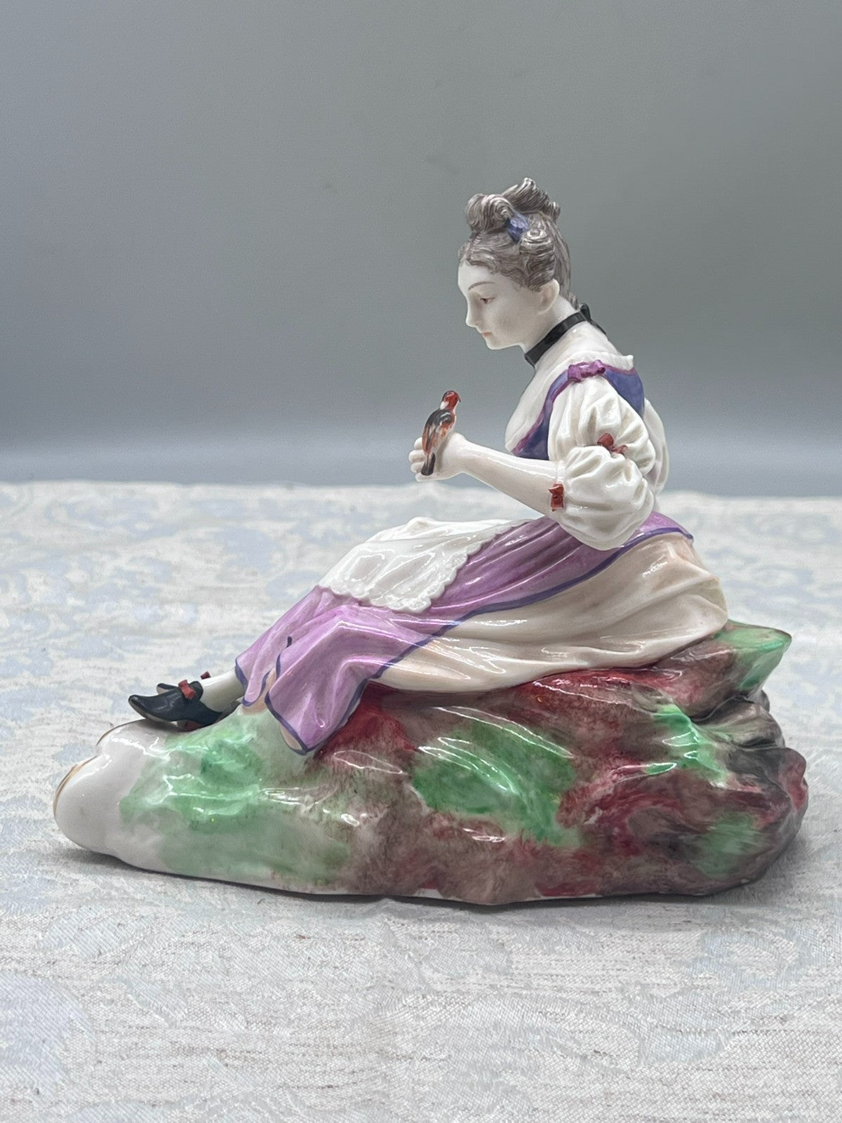Nymphenburg Porzellan Figur Galante Dame mit Vogel