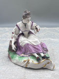 NYMPHENBURG PORZELLAN FIGUR GALANTE DAME MIT VOGEL