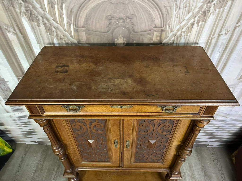 Antikes Vertiko um 1880 Übergang Gründerzeit / Jugendstil Nussbaum