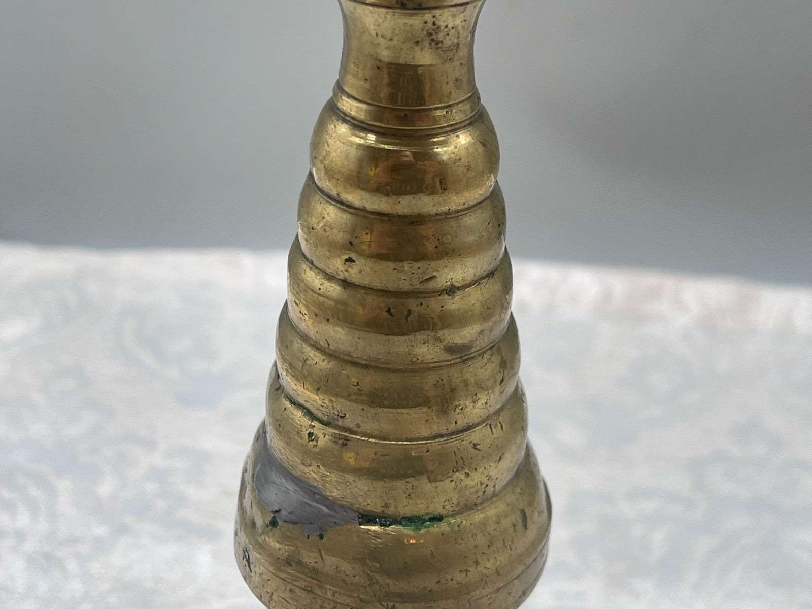Grosser antiker Kerzenleuchter aus Bronze Altarleuchter Kragenleuchter 2kg