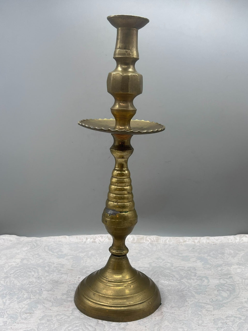 Grosser antiker Kerzenleuchter aus Bronze Altarleuchter Kragenleuchter 2kg