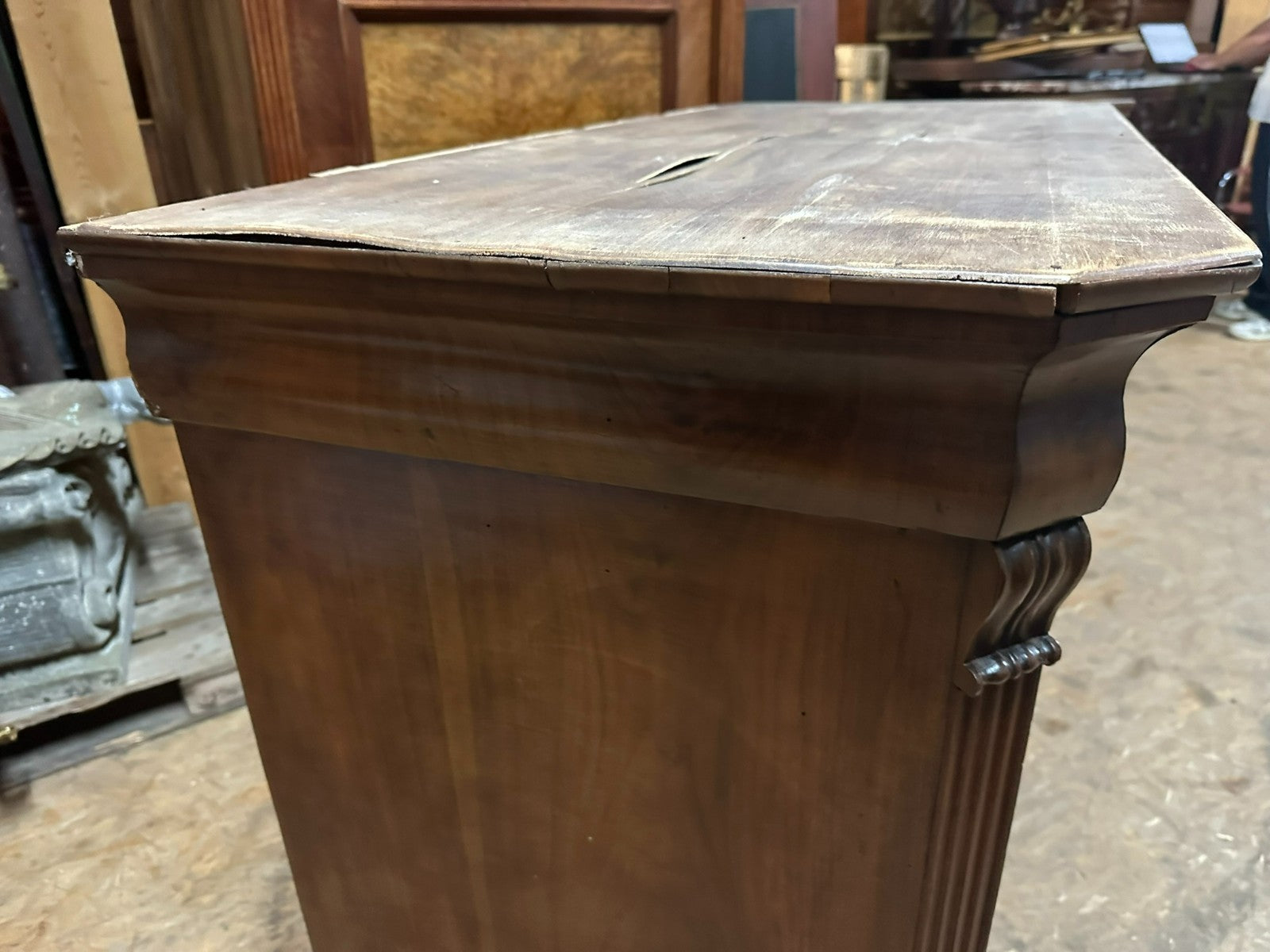 Antike Neo Renaissance Kommode Italien Nussbaum Furnier 19 tes Jhdt