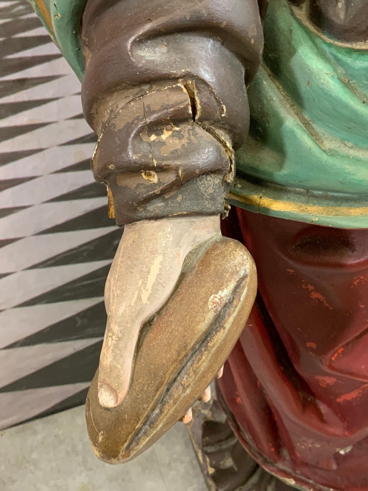 Nazarener Heiligenfigur Heilige mit Krone und Brot antik 19 tes Jhdt 141cm