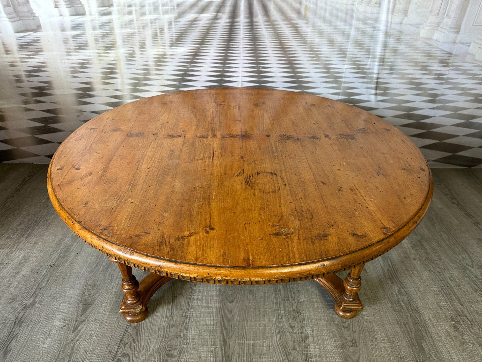 Grosser Tisch Beistelltisch Louis Seize Stil Holz massiv antik Patina Kreuzfuss