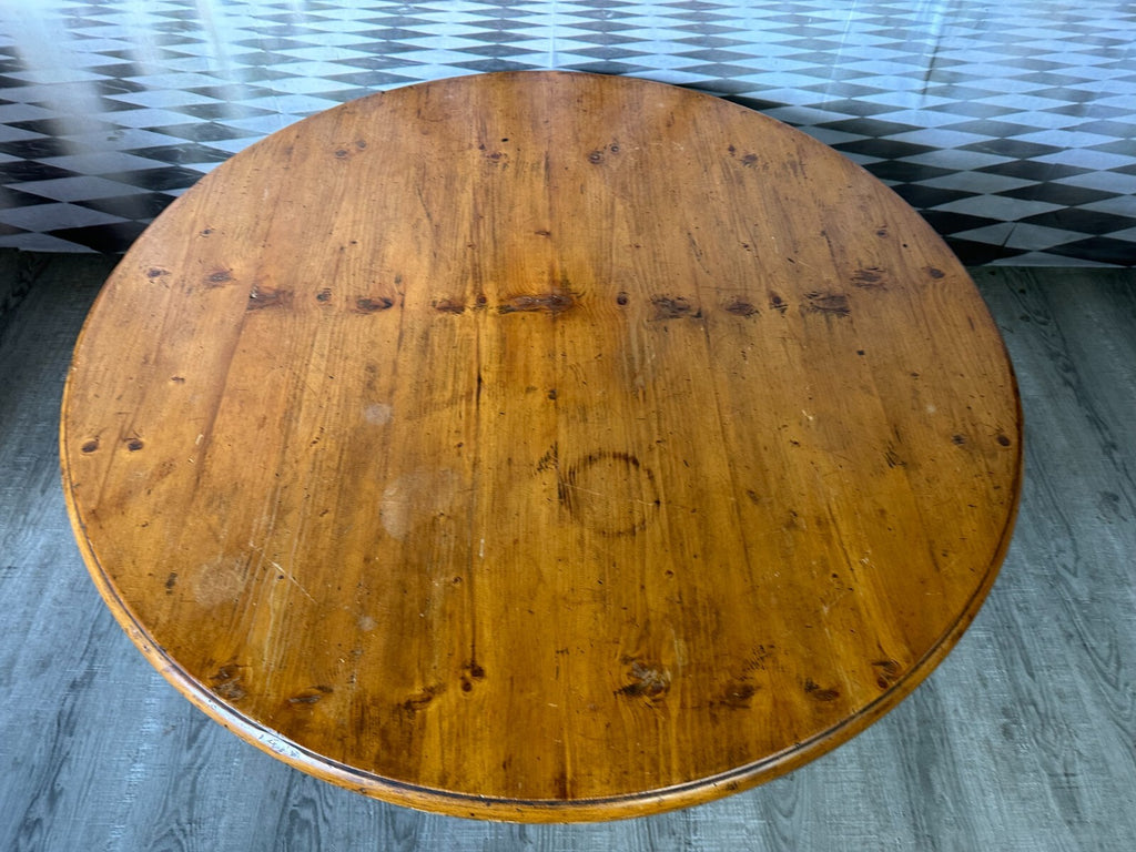 Grosser Tisch Beistelltisch Louis Seize Stil Holz massiv antik Patina Kreuzfuss