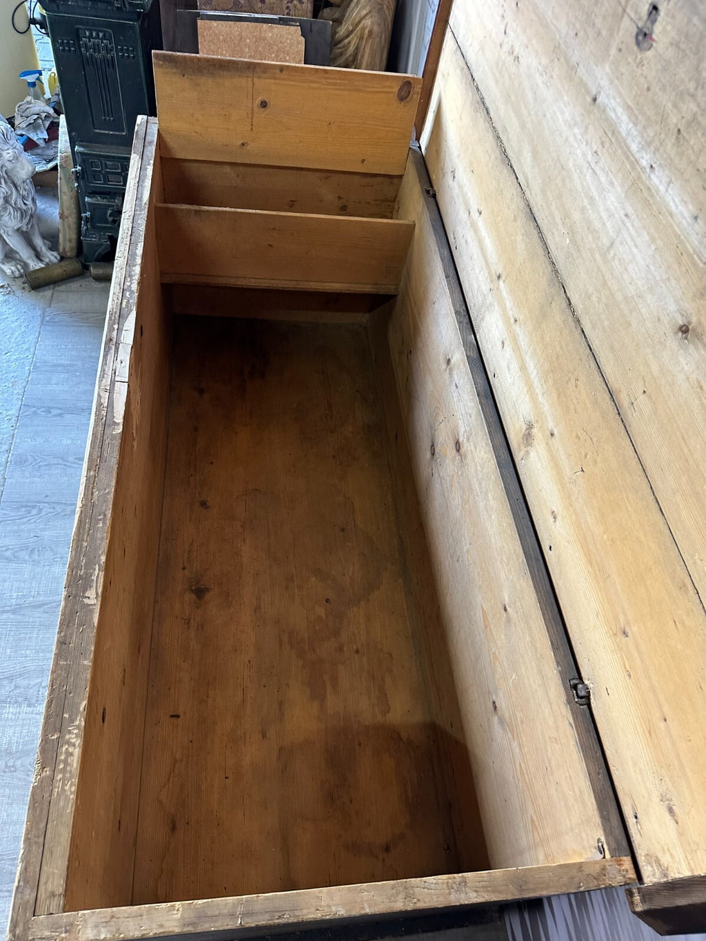 Antike Tölzer Sockeltruhe Truhe aus Holz 18 tes Jhdt komplett bemalt