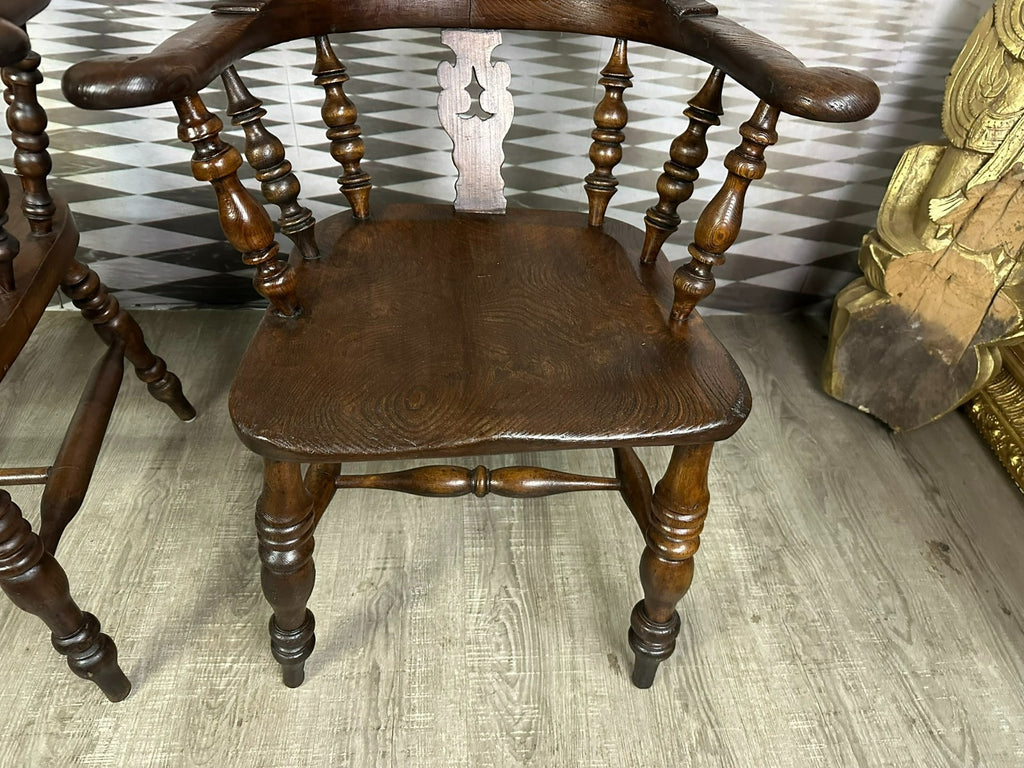 Paar antike Windsor Stühle Sessel England 19 tes Jh Yorkshire Eibenholz