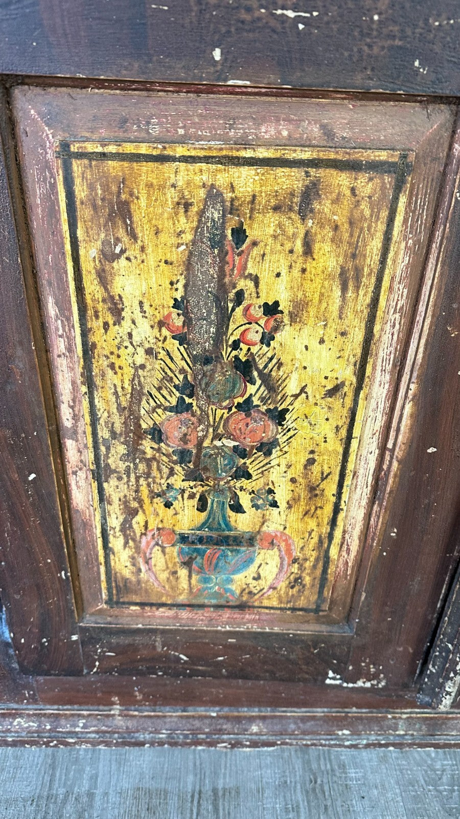 Antiker Barockschrank Bauernschrank Holz massiv Heiligenbilder handbemalt 18 tes