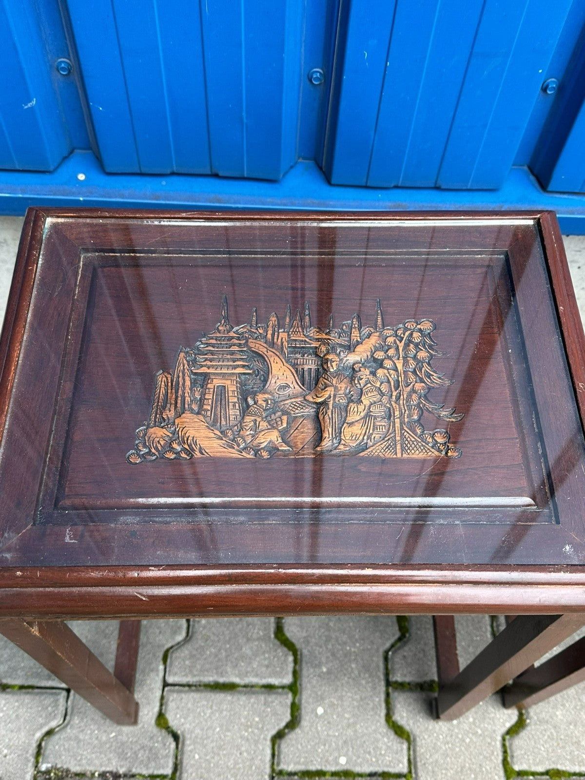 Set Indonesiche Beistelltische aus Holz mit Schnitzereien 3x Tisch