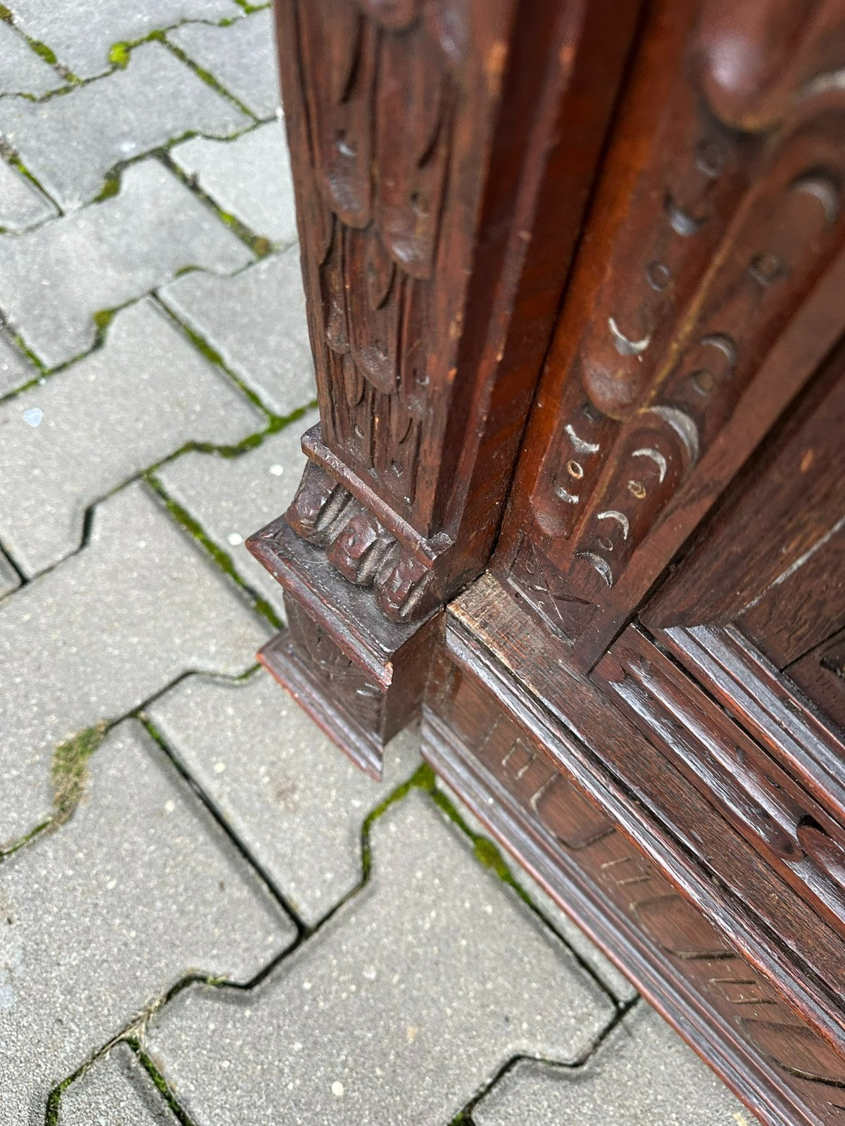 Antikes Neo Renaissance Buffet Gründerzeit Schrank um 1880 Eiche