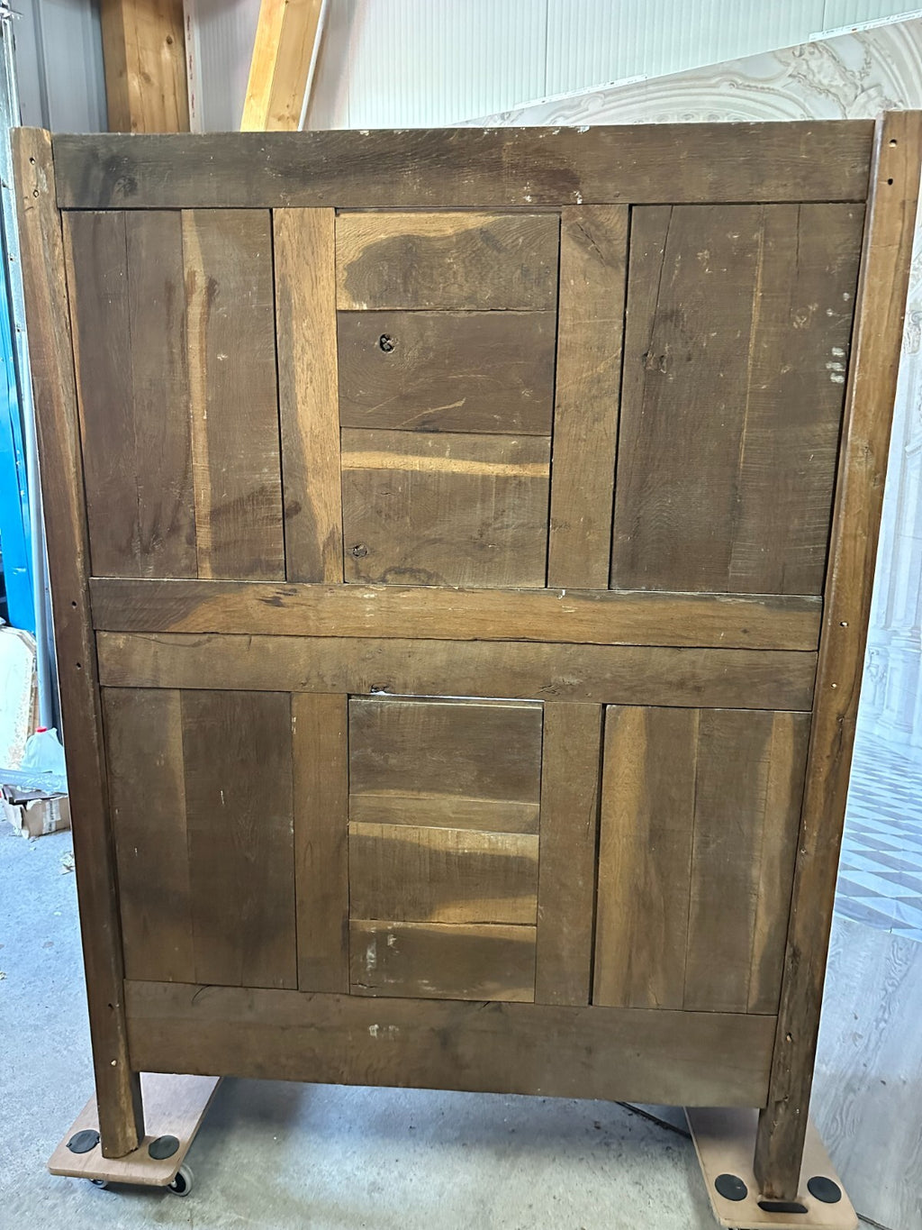 Herrschaftlicher Barockschrank Lothringer Schrank Barock um 1760 Eiche Intarsien