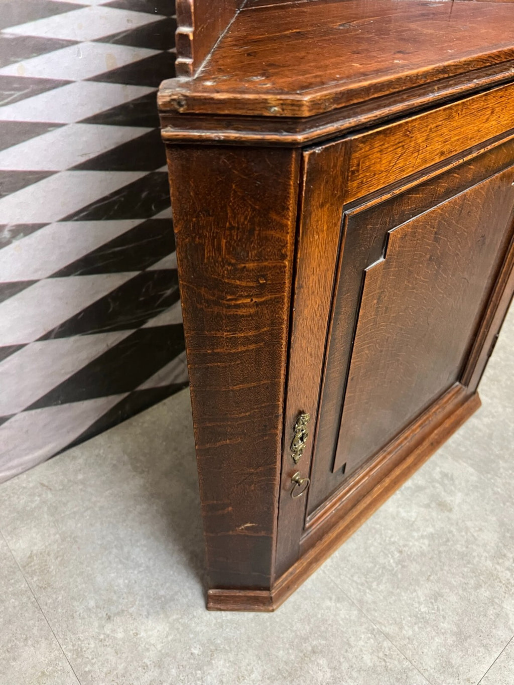 Barockschrank Englischer Wandschrank 18/19 tes Jhdt Schrank Eiche massiv