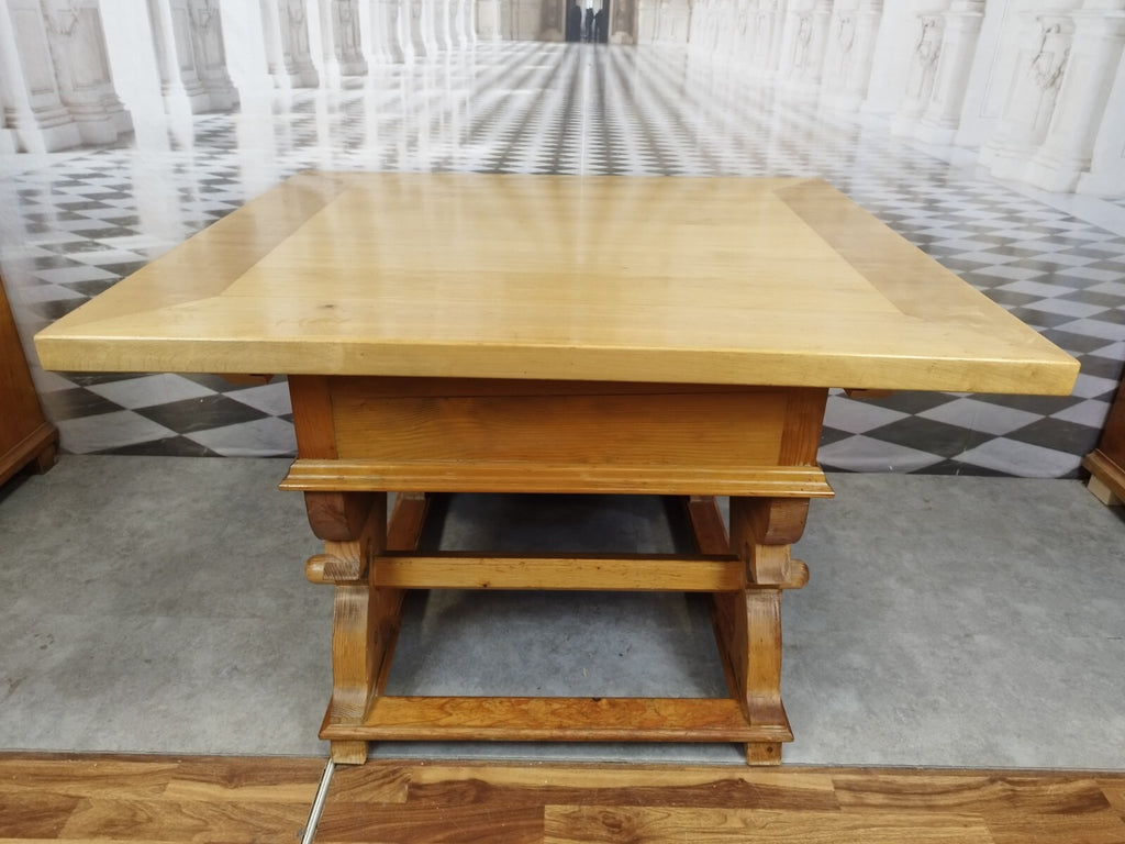Alter Barocktisch Tisch in Barock Stil 20 tes Jhdt Holz massiv Landhaus Esstisch