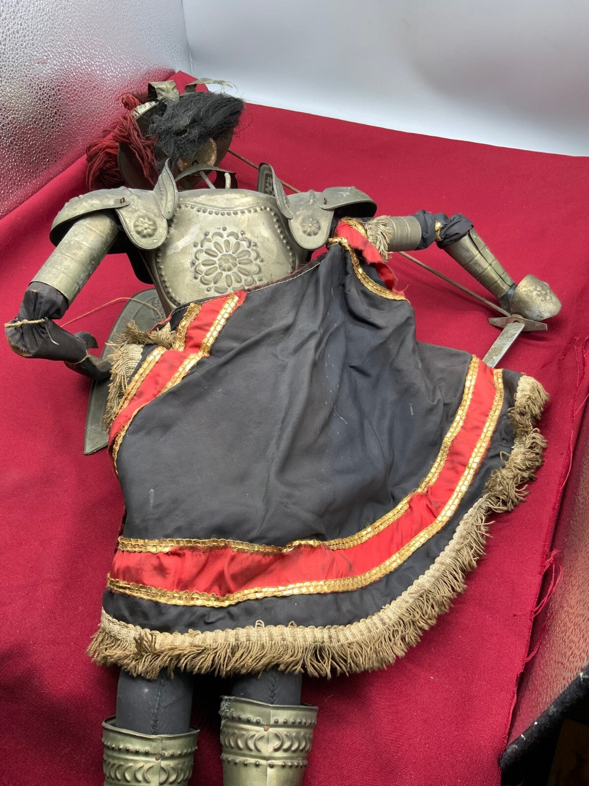 Grosse antike Puppe Ritter mit Schwert Anfang 20-tes Jhdt 60cm