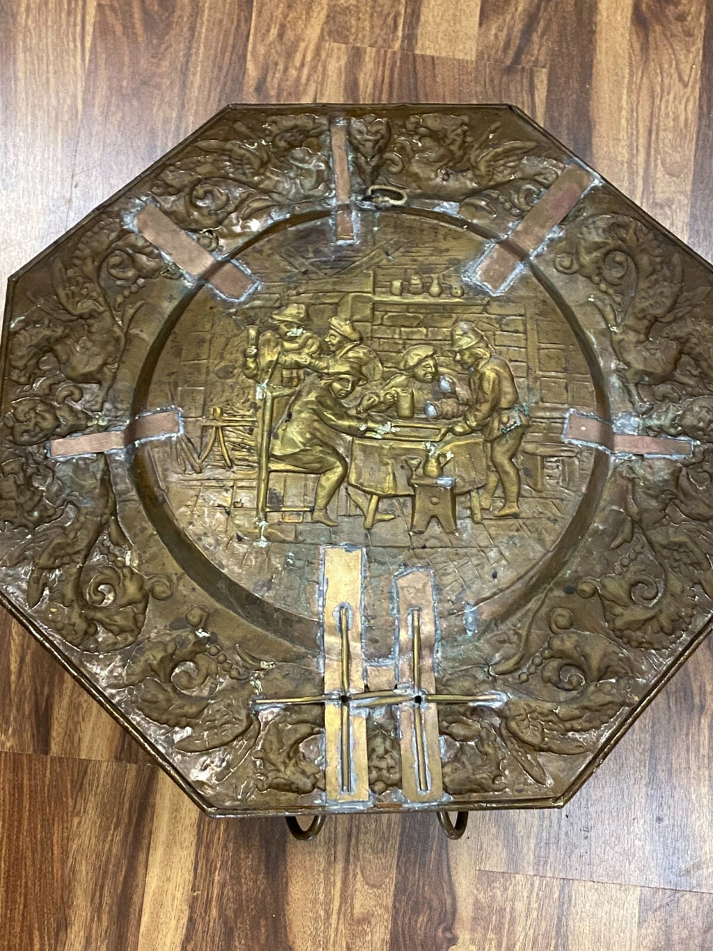 Wandleuchter Historismus 19 tes Jhdt Figürlich Niederlande 58cm Durchmesser