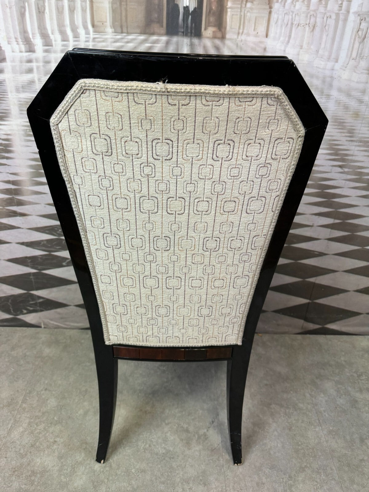 Roberto Ventura Designer Stuhl Holz Textil und Acryl
