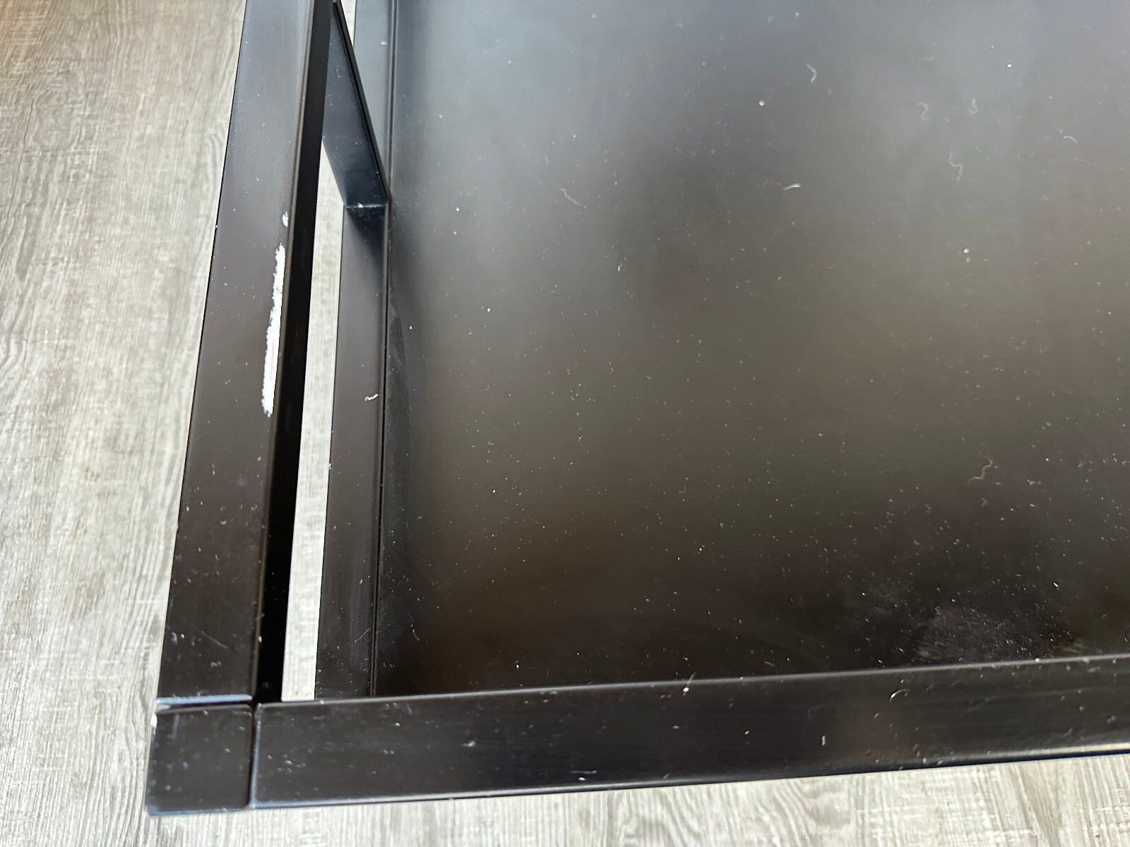 Sehr grosser Vintage Beistelltisch mit Glasplatte 100x100cm