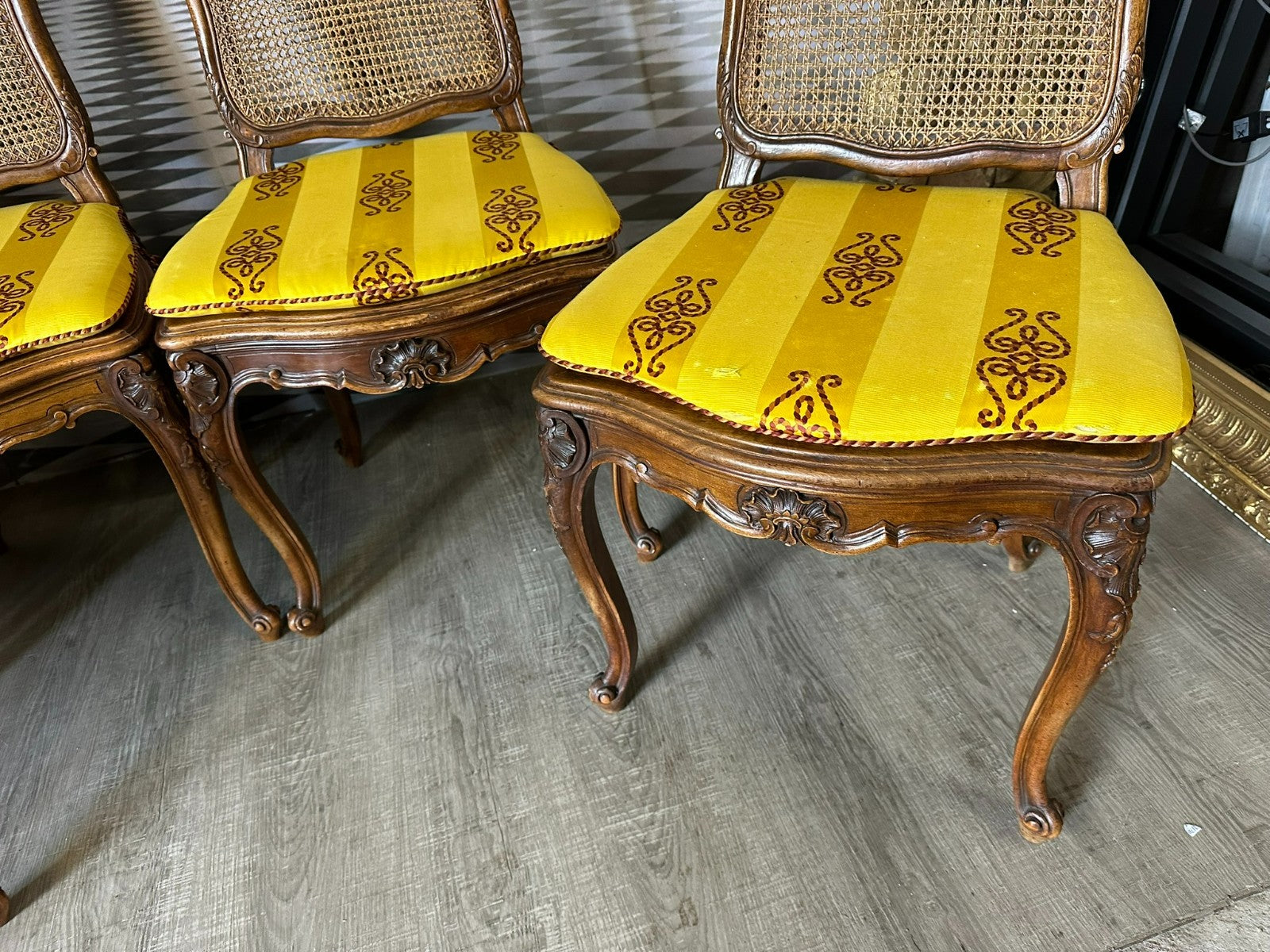 Set 4x antiker Barock Stuhl um 1880 Nussbaum Rattan Geflecht