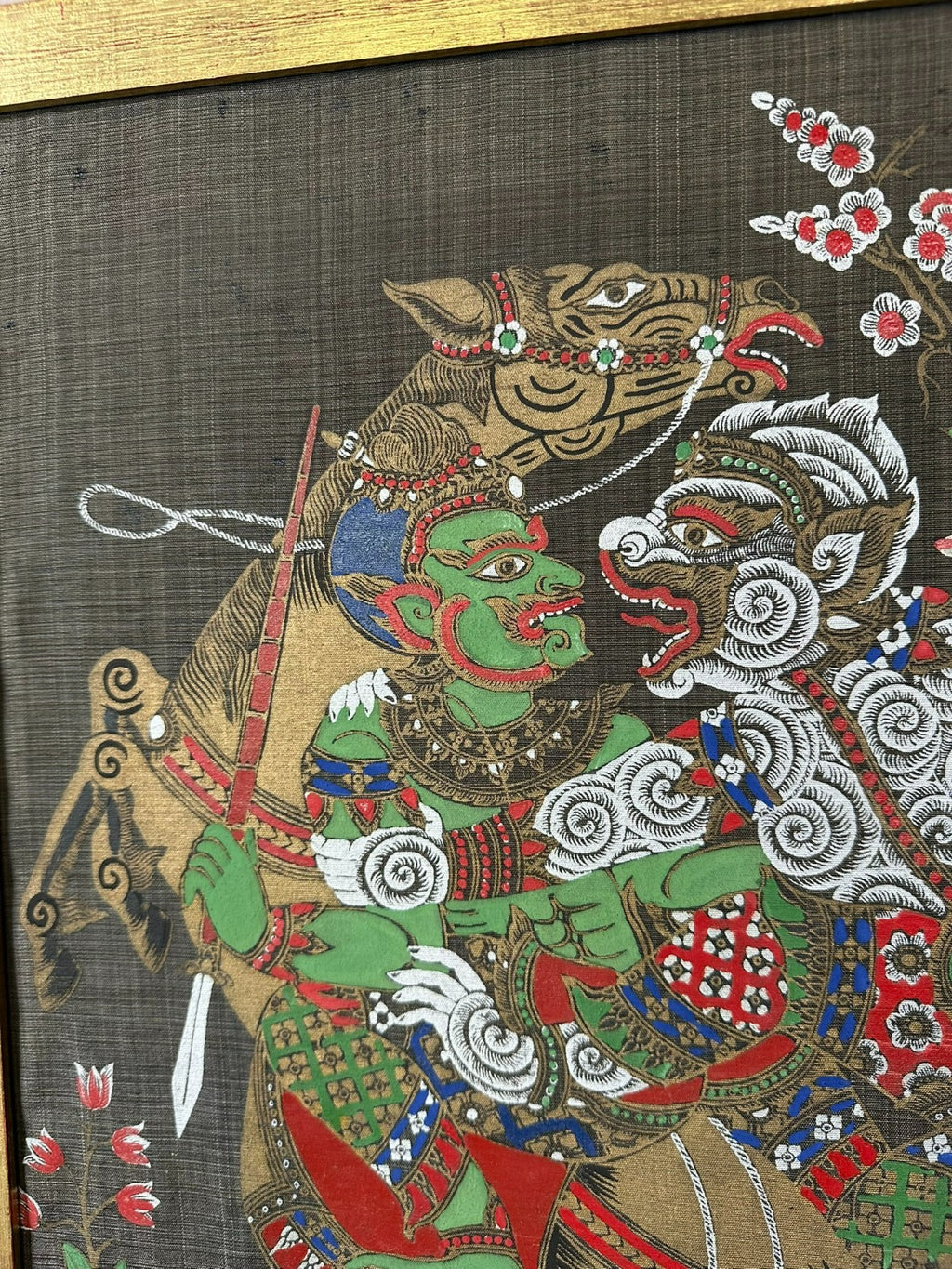 Indonesische Malerei auf Stoff sehr gut gerahmt Fabelwesen Gottheit