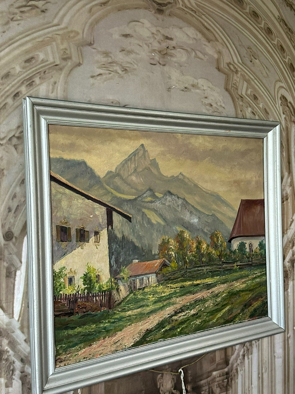 Ölgemälde auf Leinwand Landschaft mit Häusern vor Gebirge Nicht signiert