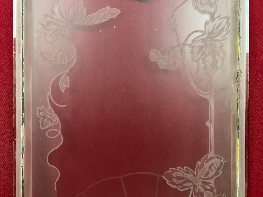 Antike Glasscheibe Jugendstil original um 1910 Person mit Krug 34x103,9cm