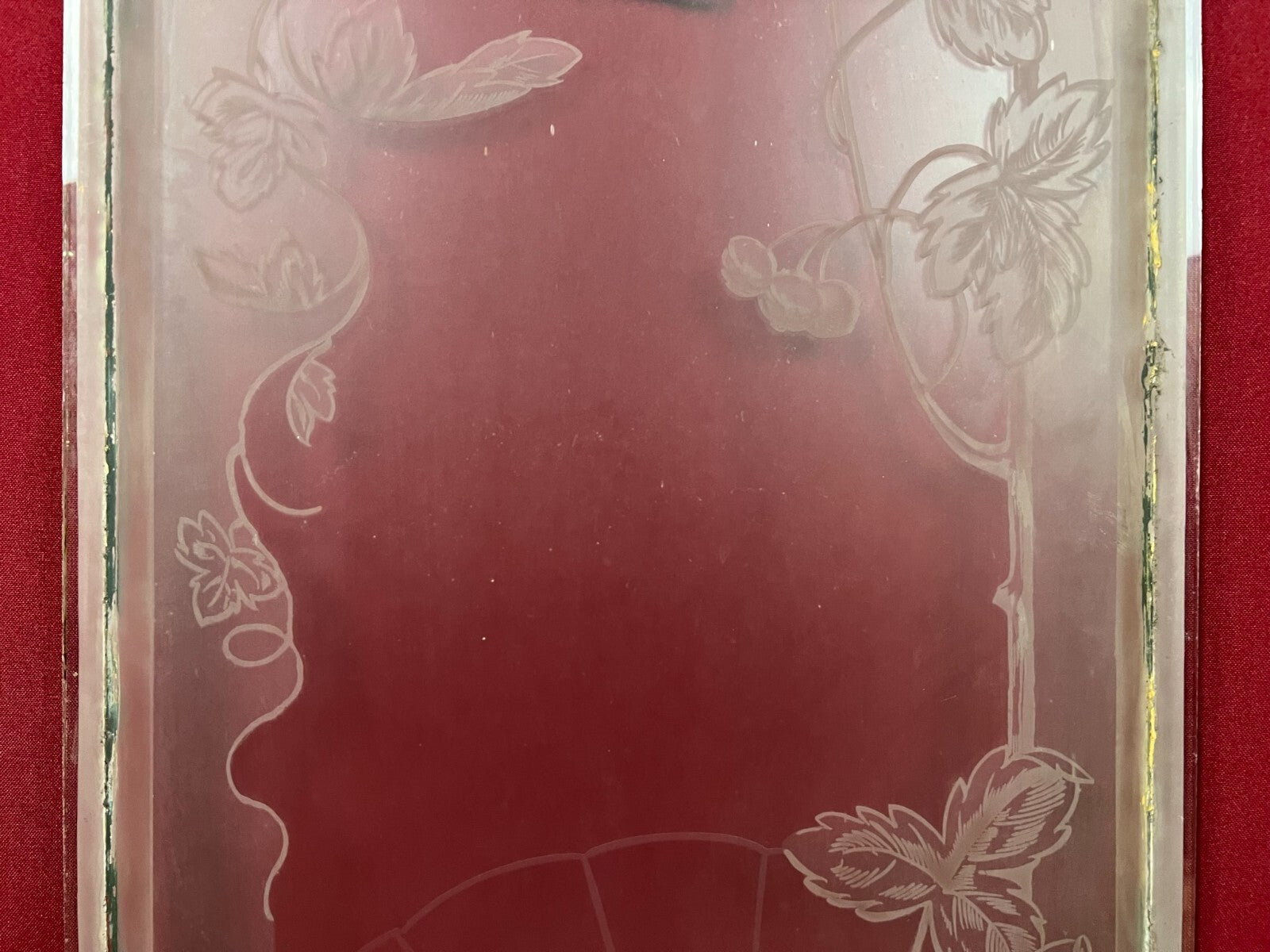 Antike Glasscheibe Jugendstil original um 1910 Person mit Krug 34x103,9cm