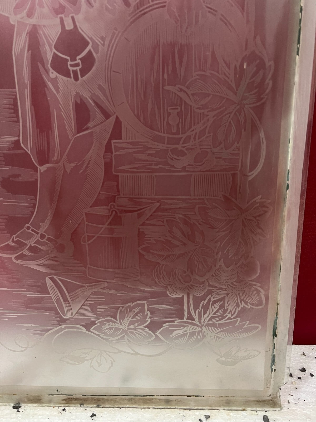 Antike Glasscheibe Jugendstil original um 1910 Person mit Krug 34x103,9cm