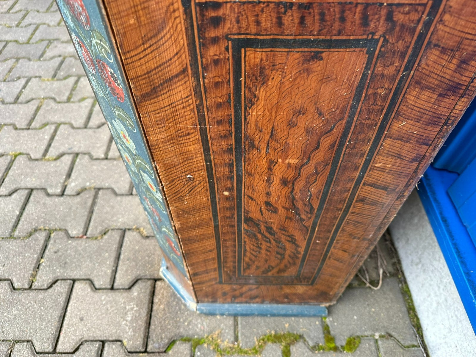 Antiker Schrank Bauernschrank handbemalt 18 tes Jhdt originale Bemalung