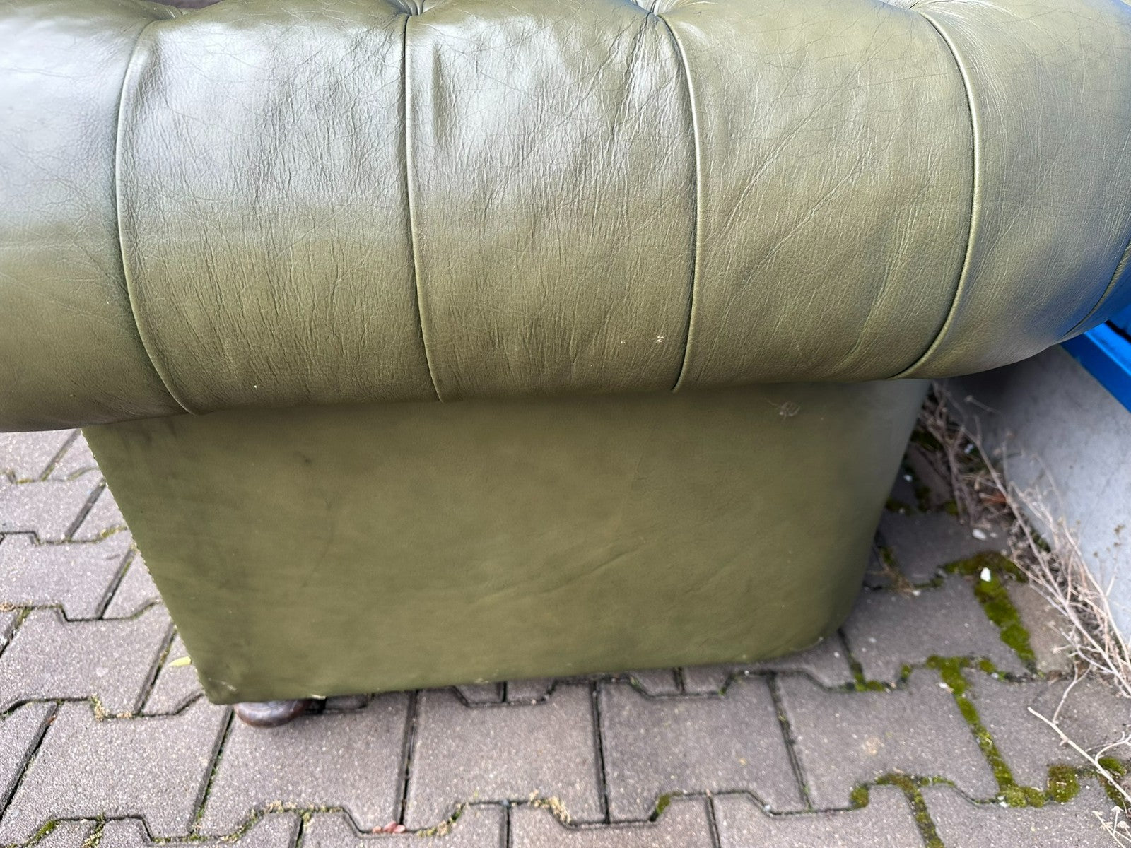 Vintage Chesterfield Sessel original Englisch Oliv grün Leder