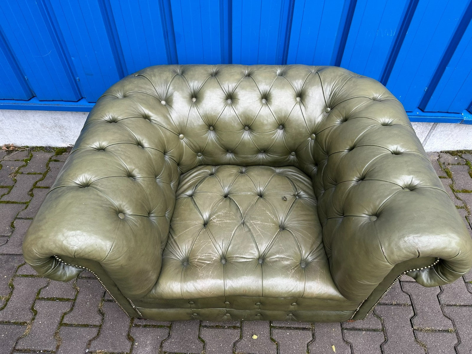 Vintage Chesterfield Sessel original Englisch Oliv grün Leder