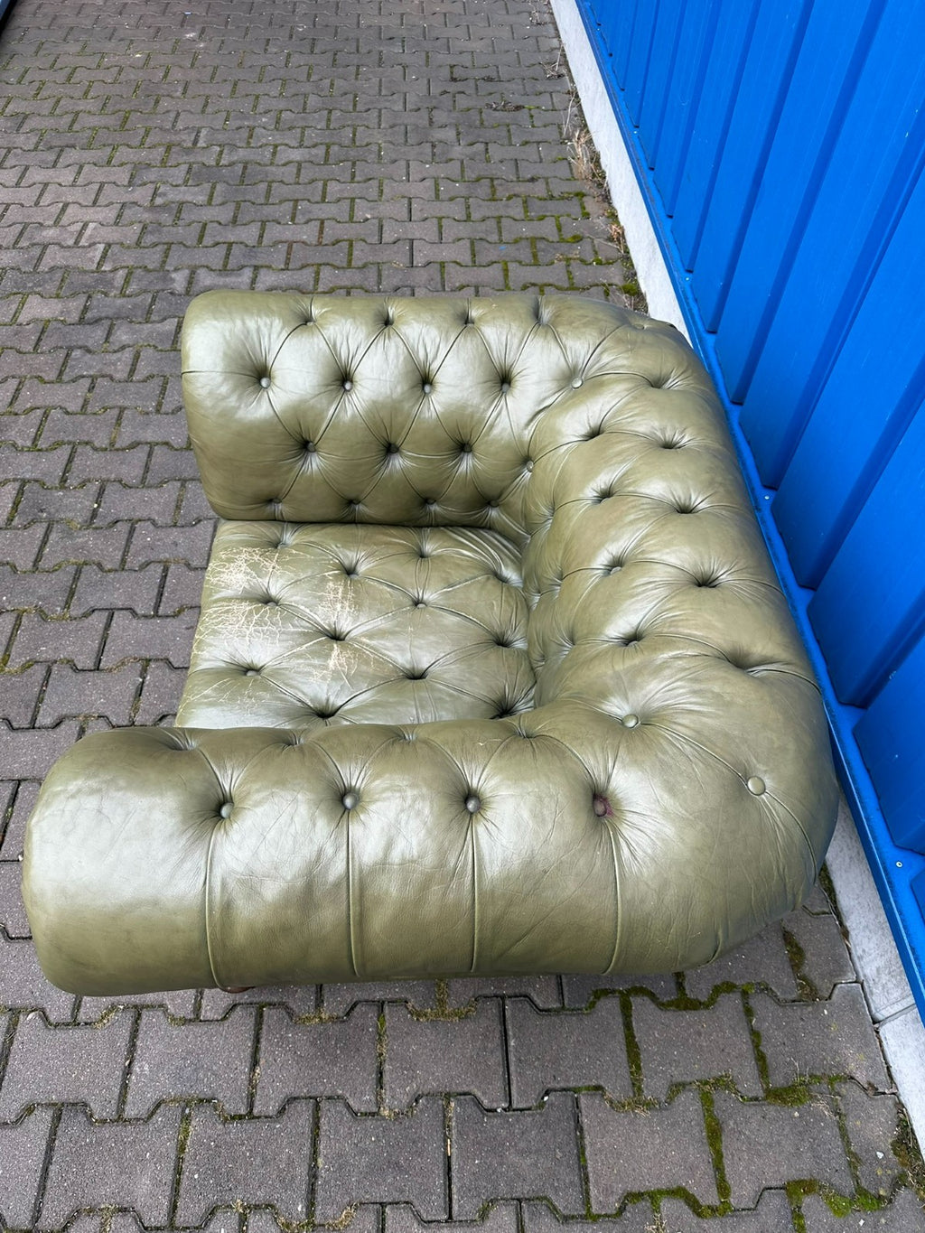Vintage Chesterfield Sessel original Englisch Oliv grün Leder