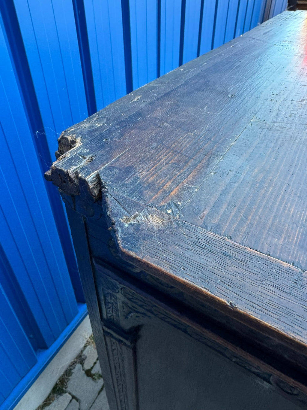 Antike Neo Renaissance Vitrine aus Eiche 19 tes Jhdt Gründerzeit Schrank