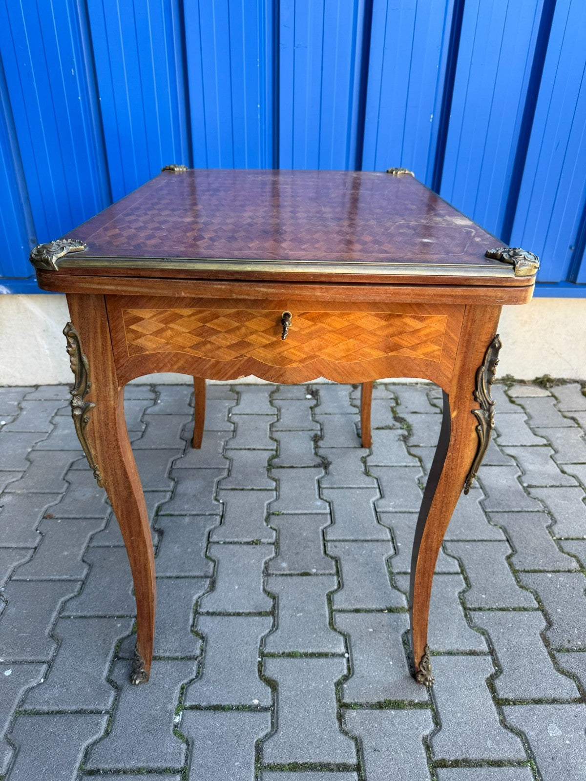 Antiker Spieltisch Nussbaum Frankreich um 1900 mit Intarisen