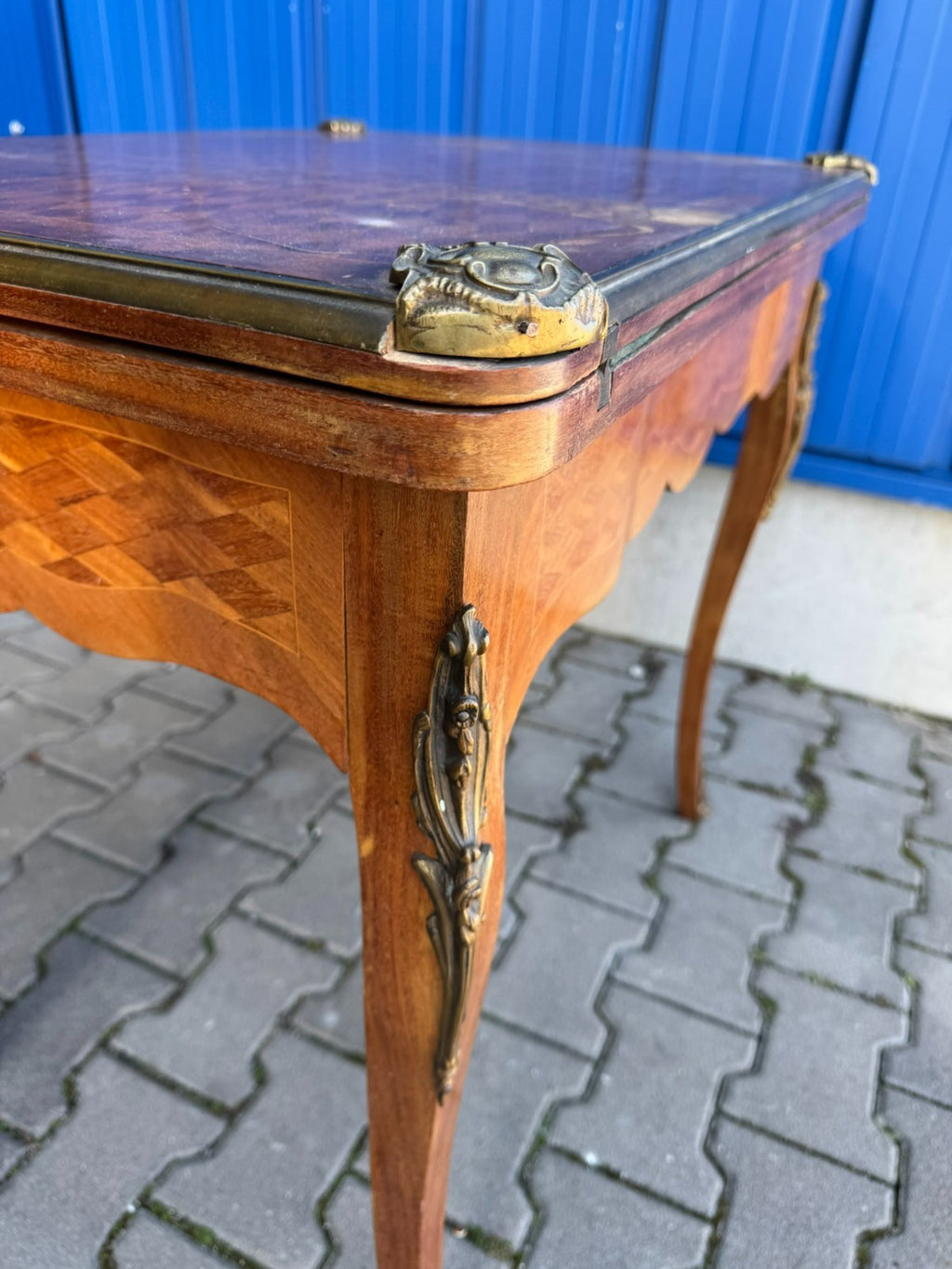 Antiker Spieltisch Nussbaum Frankreich um 1900 mit Intarisen