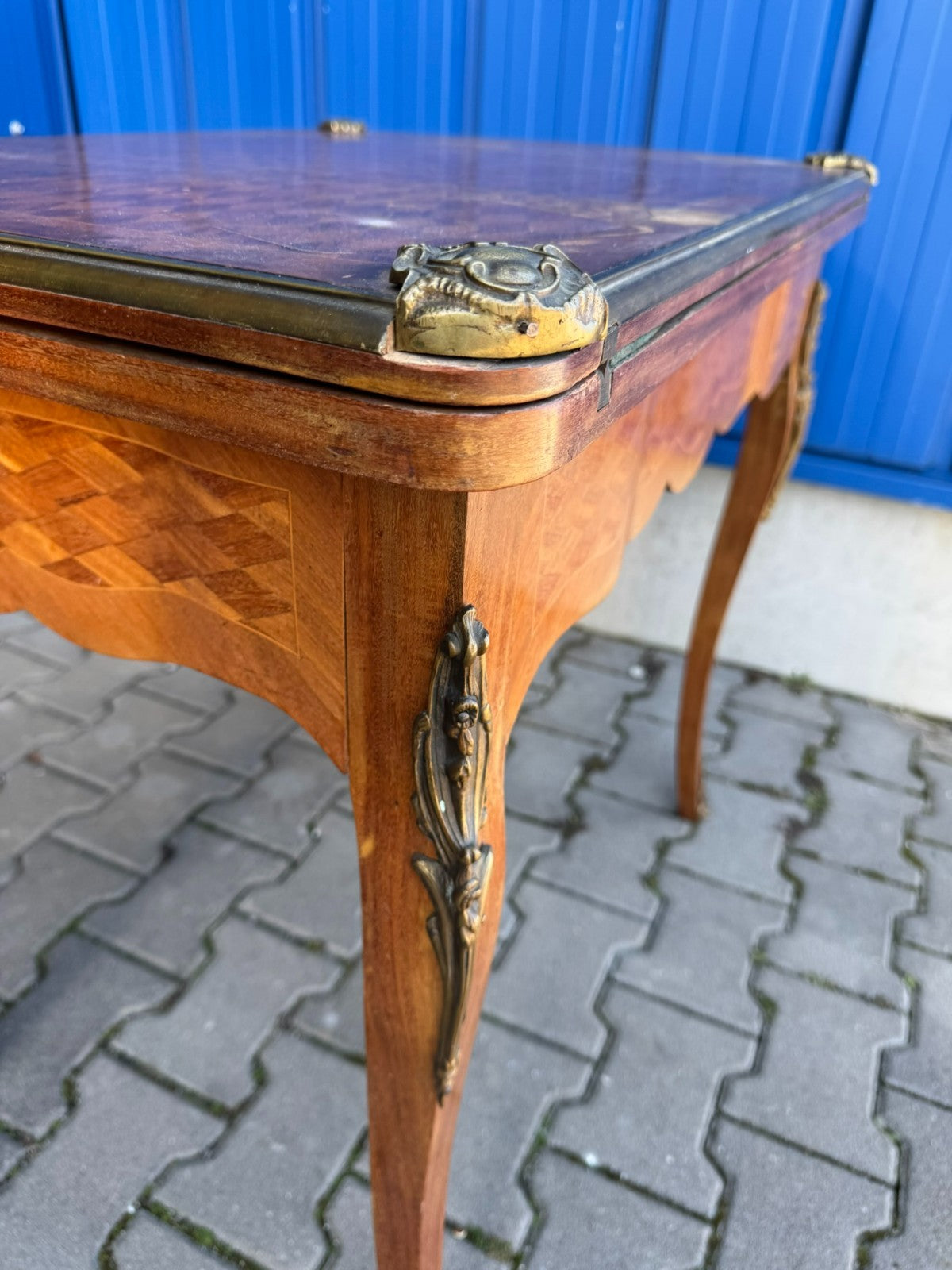 Antiker Spieltisch Nussbaum Frankreich um 1900 mit Intarisen