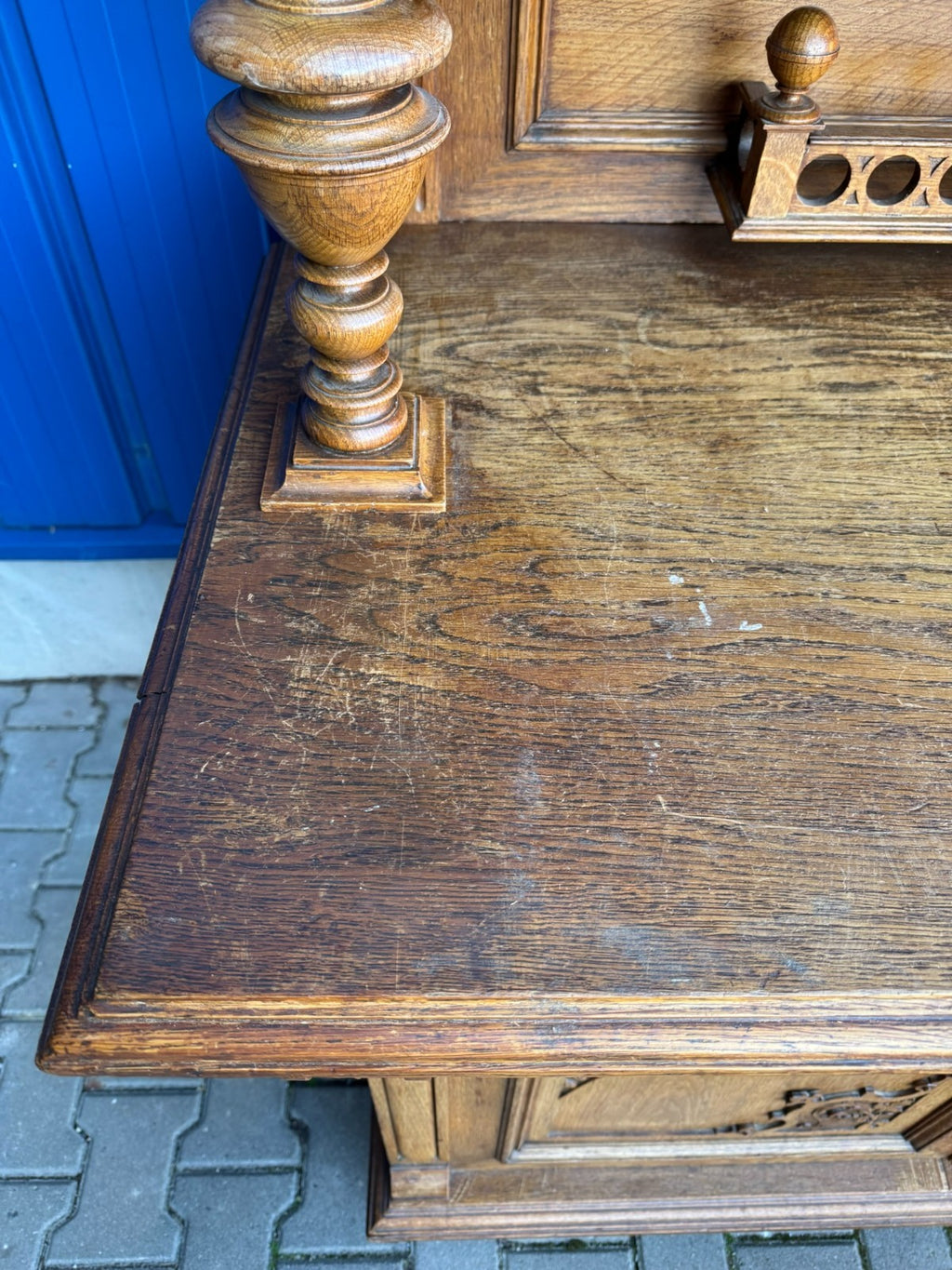 Antikes Jugendstil Buffet aus Eiche Deutsch um 1900