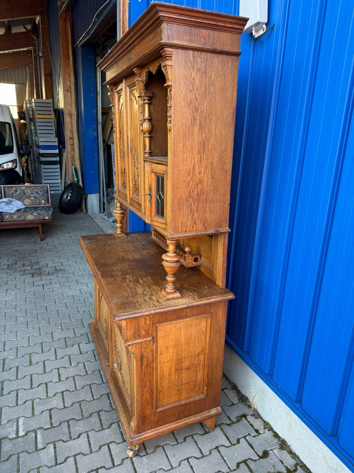 Antikes Jugendstil Buffet aus Eiche Deutsch um 1900