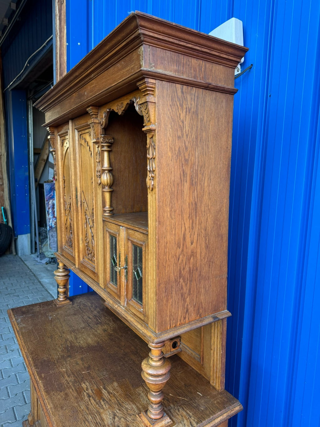 Antikes Jugendstil Buffet aus Eiche Deutsch um 1900