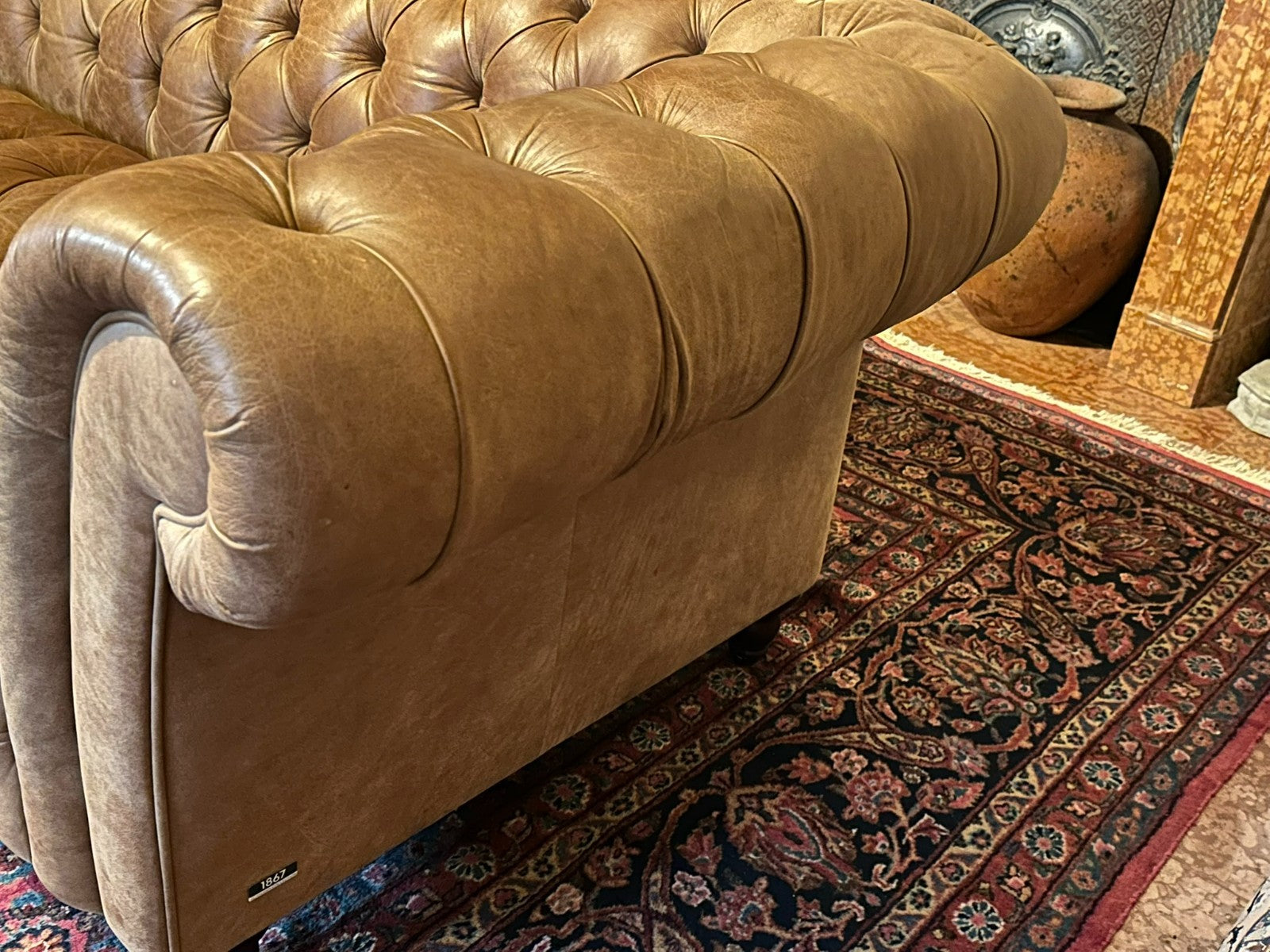 Chesterfield Couch aus Leder Sofa Gutmann Collection 1867