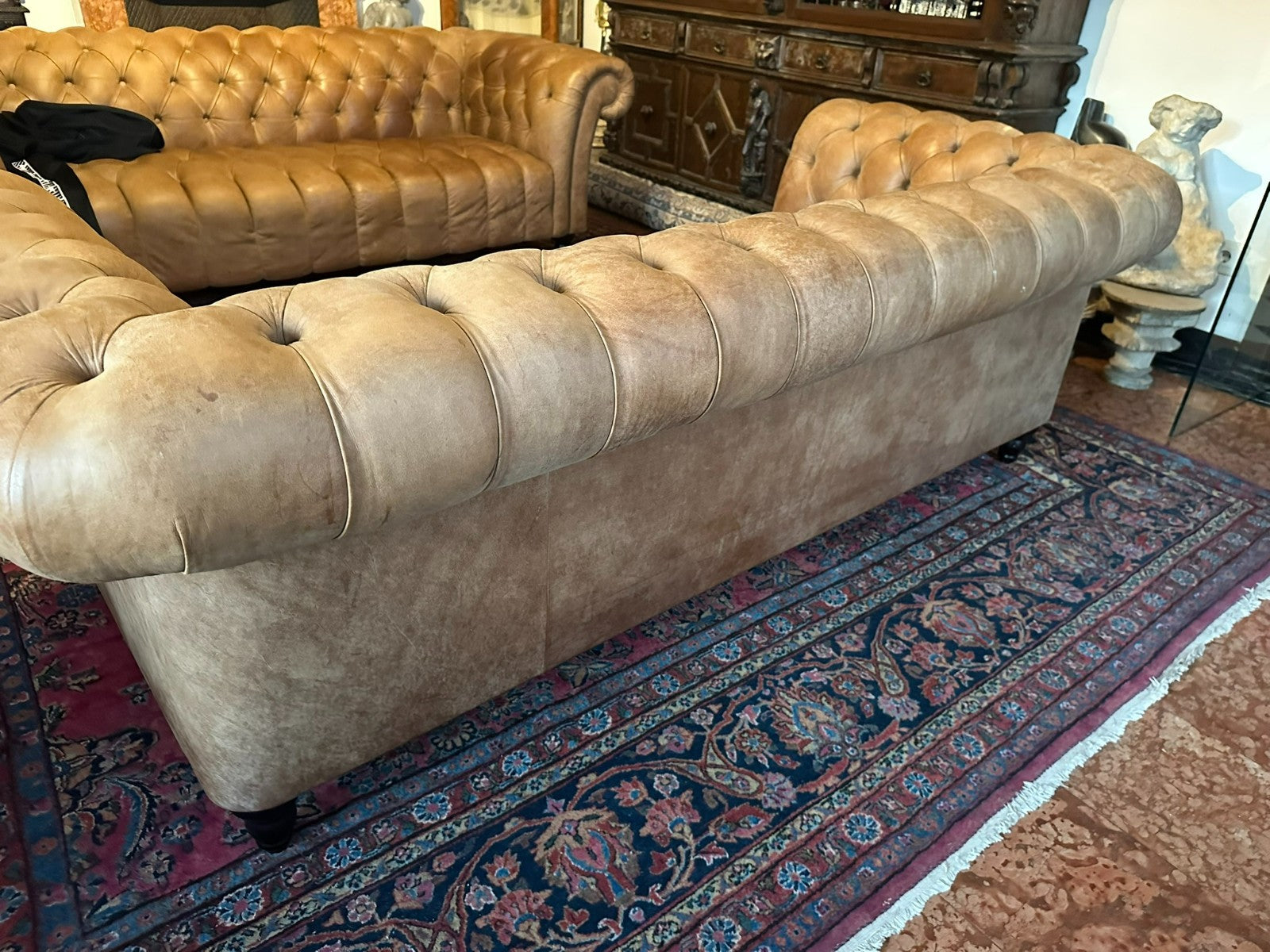 Chesterfield Couch aus Leder Sofa Gutmann Collection 1867
