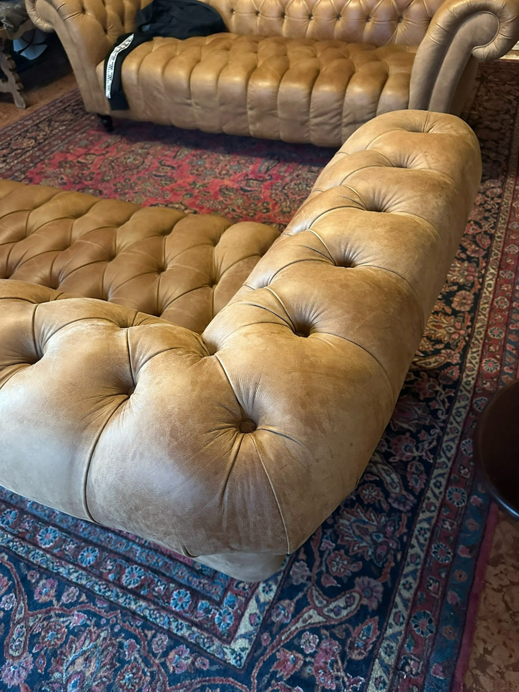 Chesterfield Couch aus Leder Sofa Gutmann Collection 1867