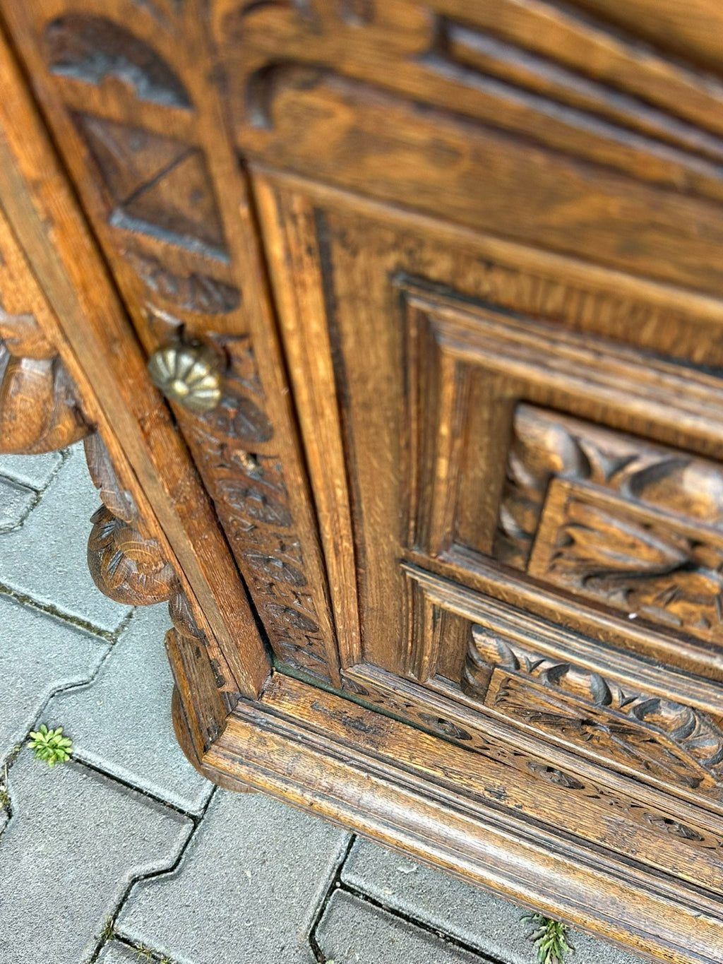 Prächtiger Neo Renaissance Schrank Eckschrank 19 tes Jhdt Schnitzwerk