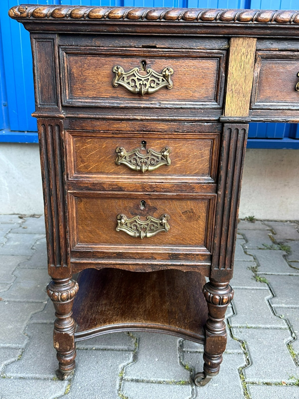 Antiker Viktorianischer Schreibtisch um 1900 Eiche Jugendstil Beschläge