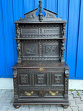 ANTIKES BUFFET SCHRANK AUS EICHE UM 1800 NEO RENAISSANCE ENGLAND FIGUREN