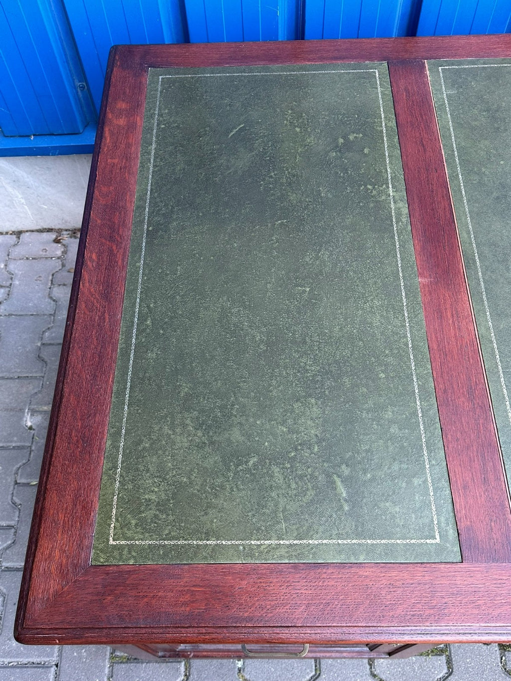 Grosser Vintage Schreibtisch aus Eiche England 20 tes Jhdt