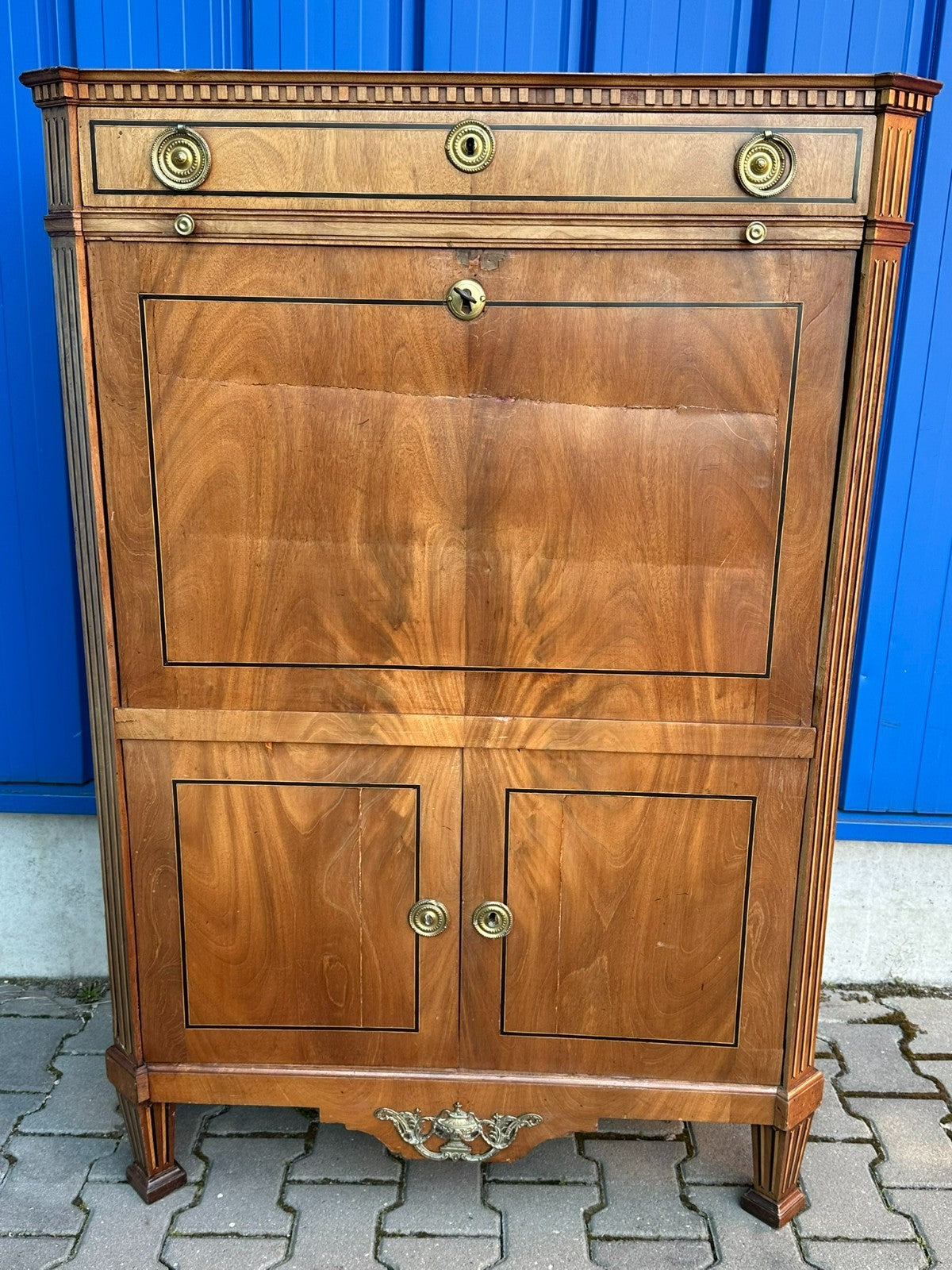 ANTIKER LOUIS SEIZE SEKRETÄR UM 1800 AUS MAHAGONI